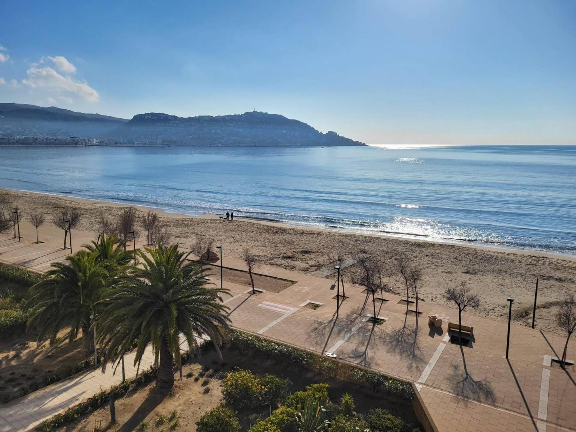 Apartamento Primera Linea Roses Con Vistas Al Mar Av-09 Экстерьер фото